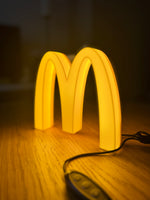 McDonald’s Golden Arches LED Lamp | Retro All-Yellow 3D Printed Light Box Sign for Gaming Room, Stream Setup, Night Light & Decor